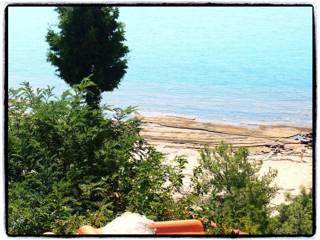 Studios Thanasis Limenaria  Luaran gambar